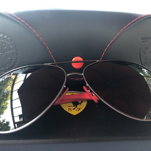 Ray-Ban Ferrari RB8313M-001-87 – Black/Red Sunglasses, Brand New - Picture 12 of 12